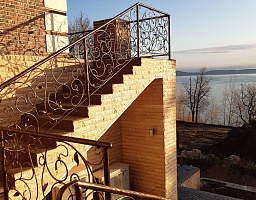 Кованые перила в Подстепках