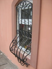 Изготовление кованой решетки на окна 5