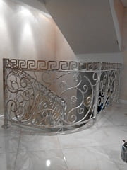 Установка кованых перил в Приморском