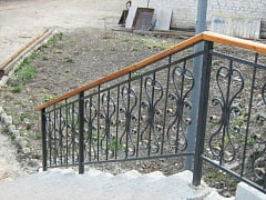 Изготовление кованых лестничных перил 4