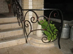 Изготовление кованых лестничных перил 3