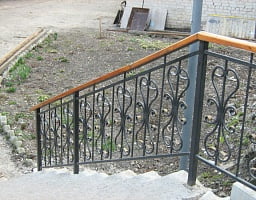 Изготовление кованых лестничных перил 4