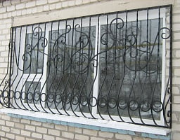 Изготовление кованой решетки на окна 4