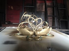 Кованые лебеди