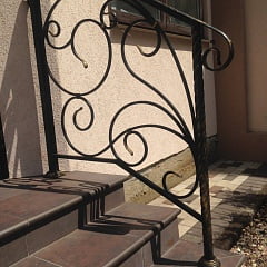 Изготовление лестничных перил и ограждений