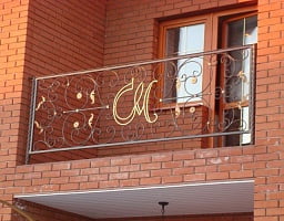Установка кованого балкона, лесничных перил и ограждений в Жигулевске