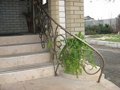 Изготовление кованых лестничных перил 2