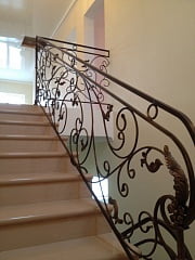 Изготовление кованых перил и лестницы