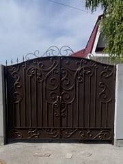 Установка кованого забора, ворот и калитки в Подстепках