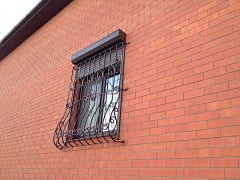 Изготовление кованой решетки на окна 3