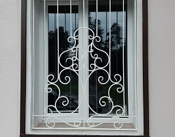 Кованая решётка на окно в Васильевке